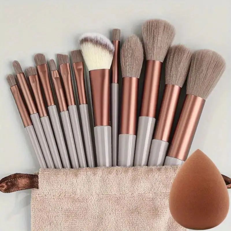 Kit Profissional de Pincéis de Maquiagem com Esponja e Necessaire – 13 a 16 Peças