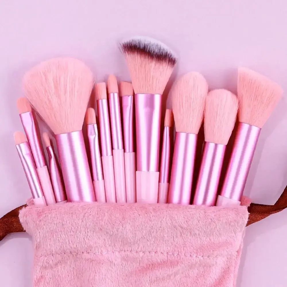Kit Profissional de Pincéis de Maquiagem com Esponja e Necessaire – 13 a 16 Peças
