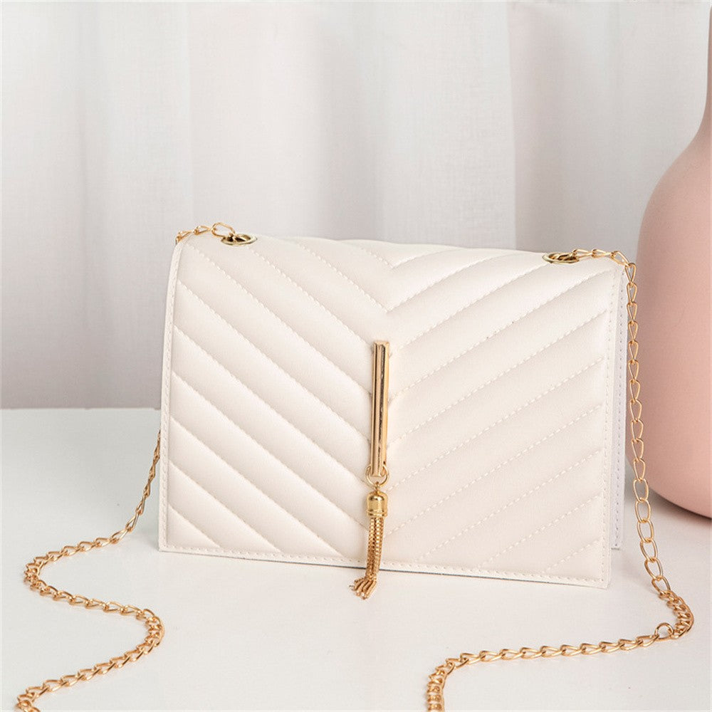 Bolsa Tiracolo Feminina com Corrente e Borla – Mini Crossbody Elegante