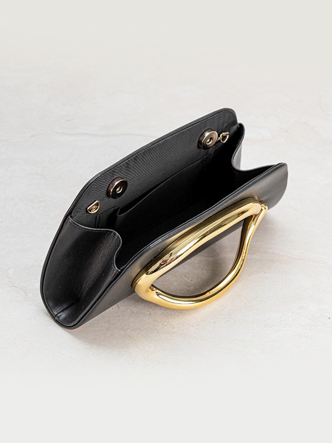 Clutch Feminina Box com Fivela Dourada – Bolsa de Festa Elegante