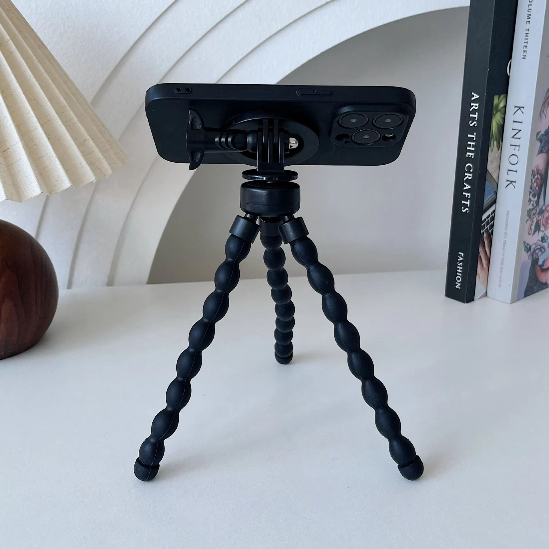 Mini Tripé Magnético Flexível para Celular – Compatível com MagSafe