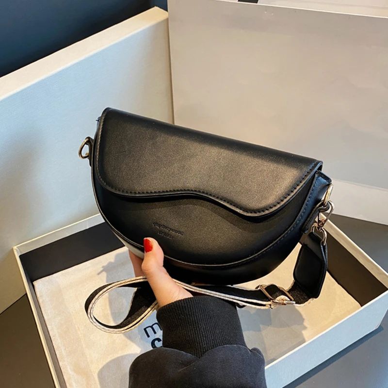 Bolsa Feminina Vintage Sela em Couro PU – Ombro e Transversal