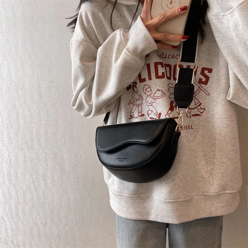 Bolsa Feminina Vintage Sela em Couro PU – Ombro e Transversal