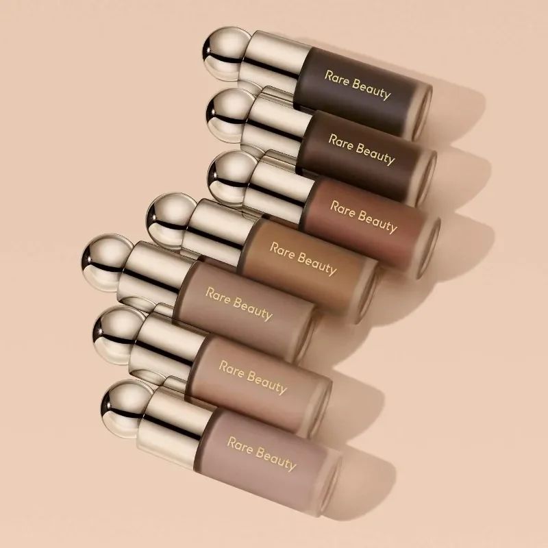 Iluminador e Bronzer Líquido Rare Beauty – Glow Intenso e Contorno Natural