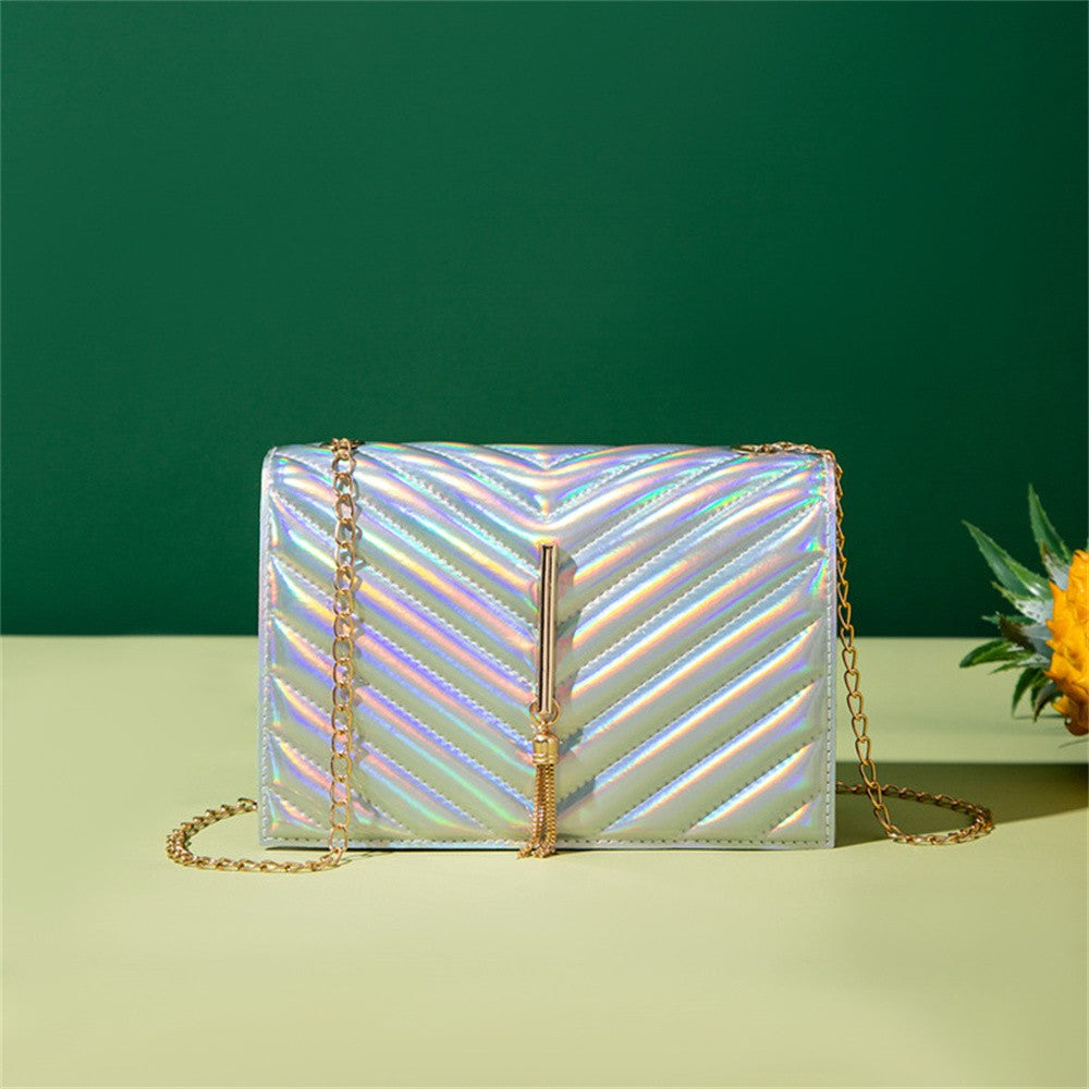 Bolsa Tiracolo Feminina com Corrente e Borla – Mini Crossbody Elegante