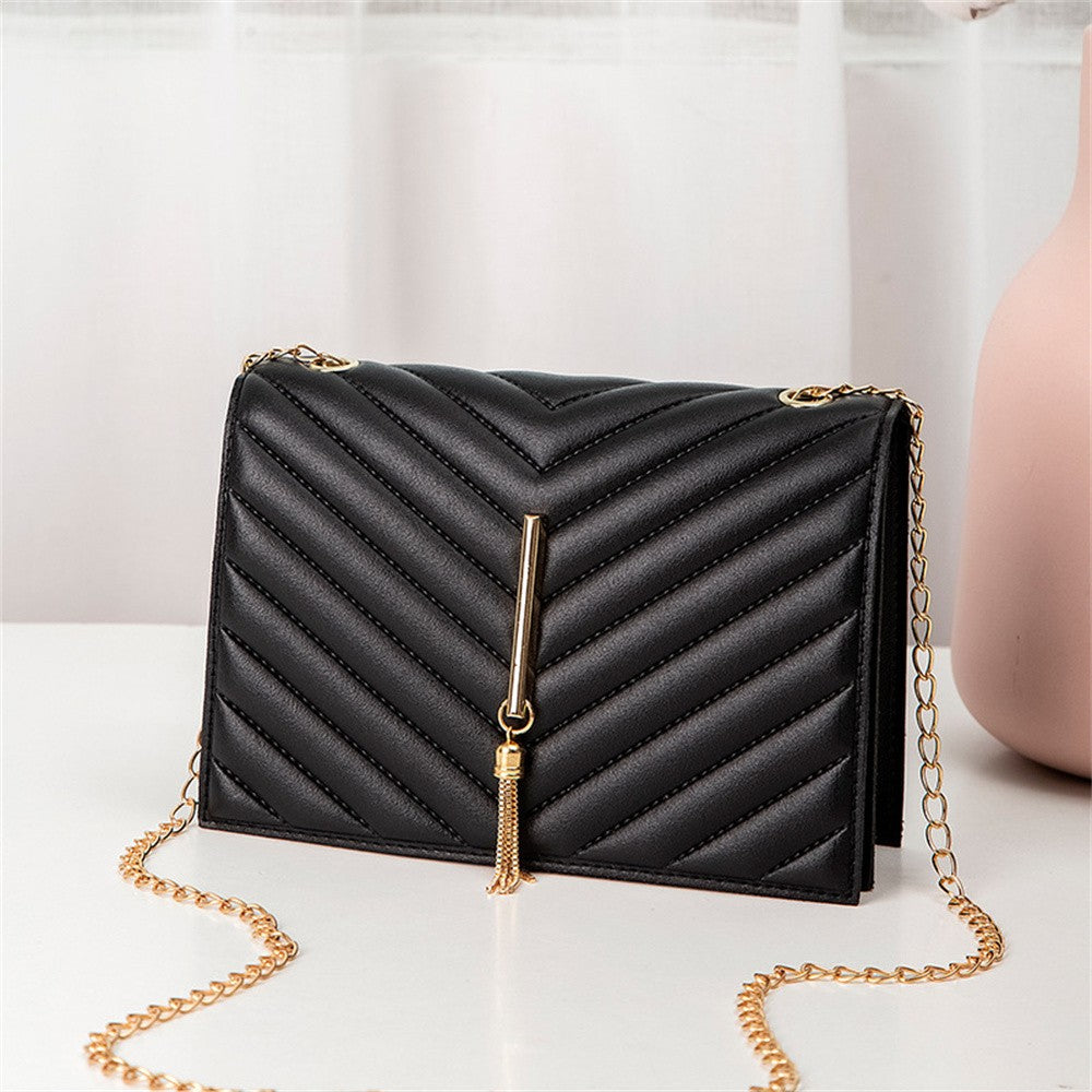 Bolsa Tiracolo Feminina com Corrente e Borla – Mini Crossbody Elegante
